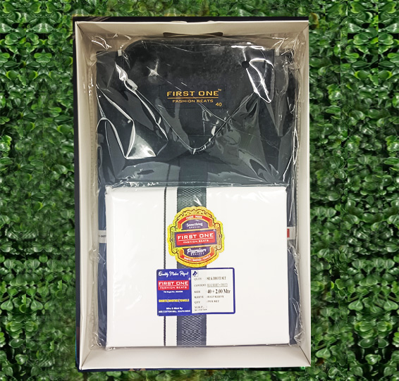 Men's Awesome Black Checked Jacket